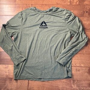 EUC Men’s Reebok Long-sleeve